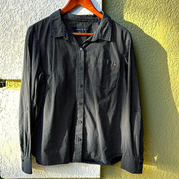 Tommy Hilfiger women’s long sleeve button down - Picture 1 of 10